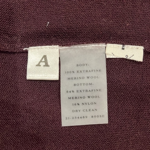 Vintage Ann Taylor Sweater 100% Extra Fine Merino Wool Size XS Petite 3/4 Sleeve - Picture 5 of 5